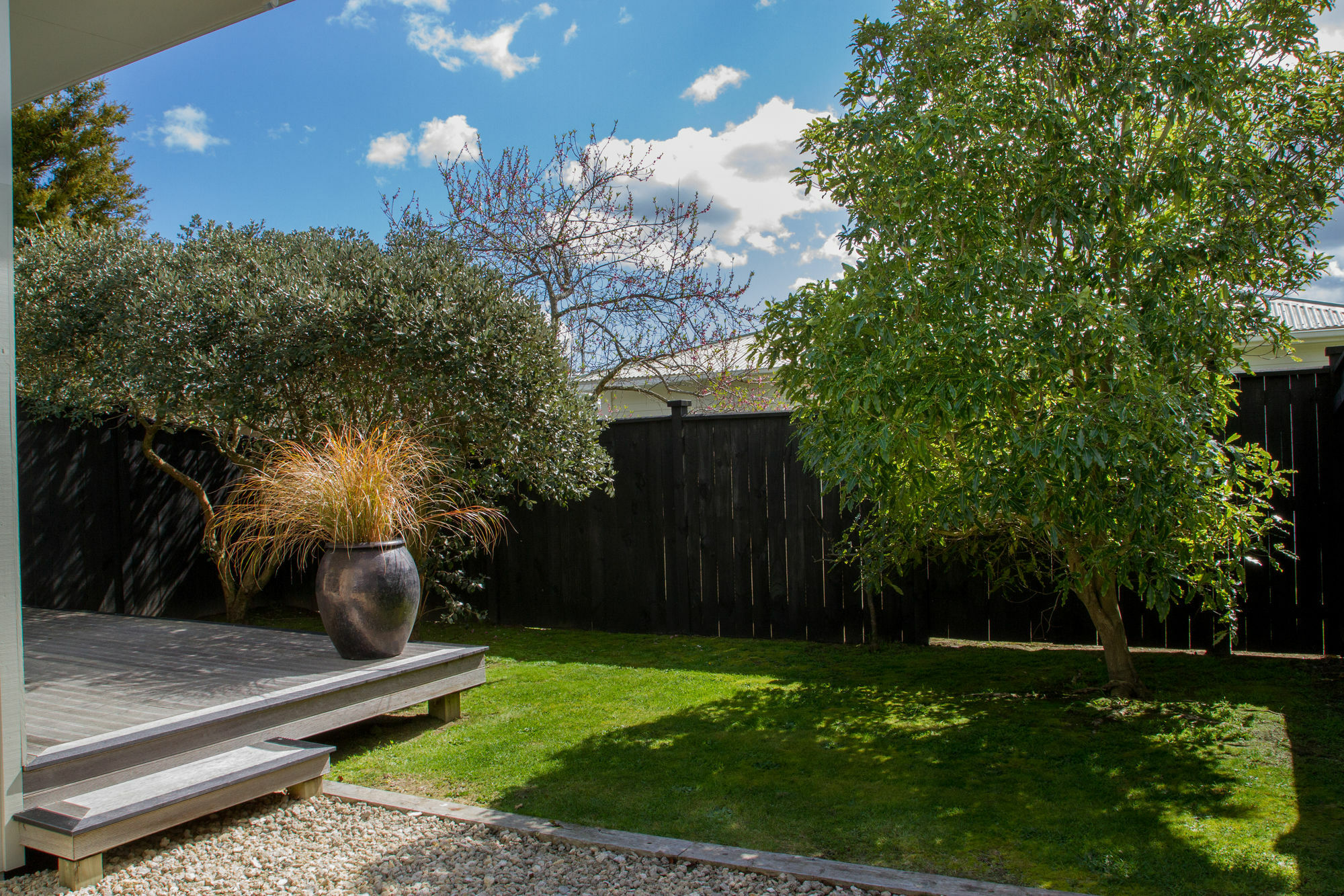 Two Four Cologne Villa Martinborough Luaran gambar